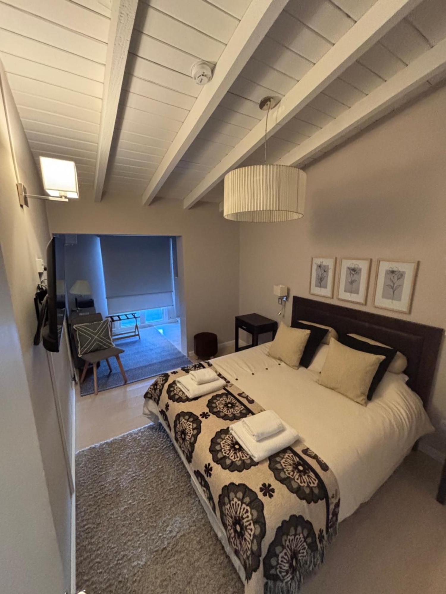 Tadasana House อูซัวยา ภายนอก รูปภาพ