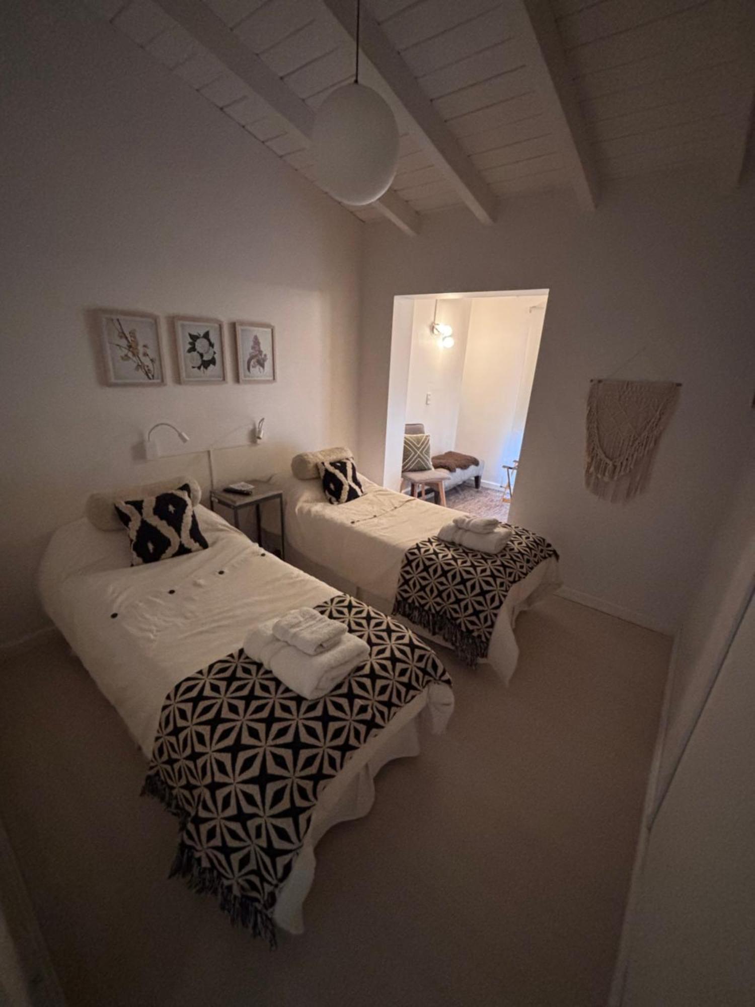 Tadasana House อูซัวยา ภายนอก รูปภาพ